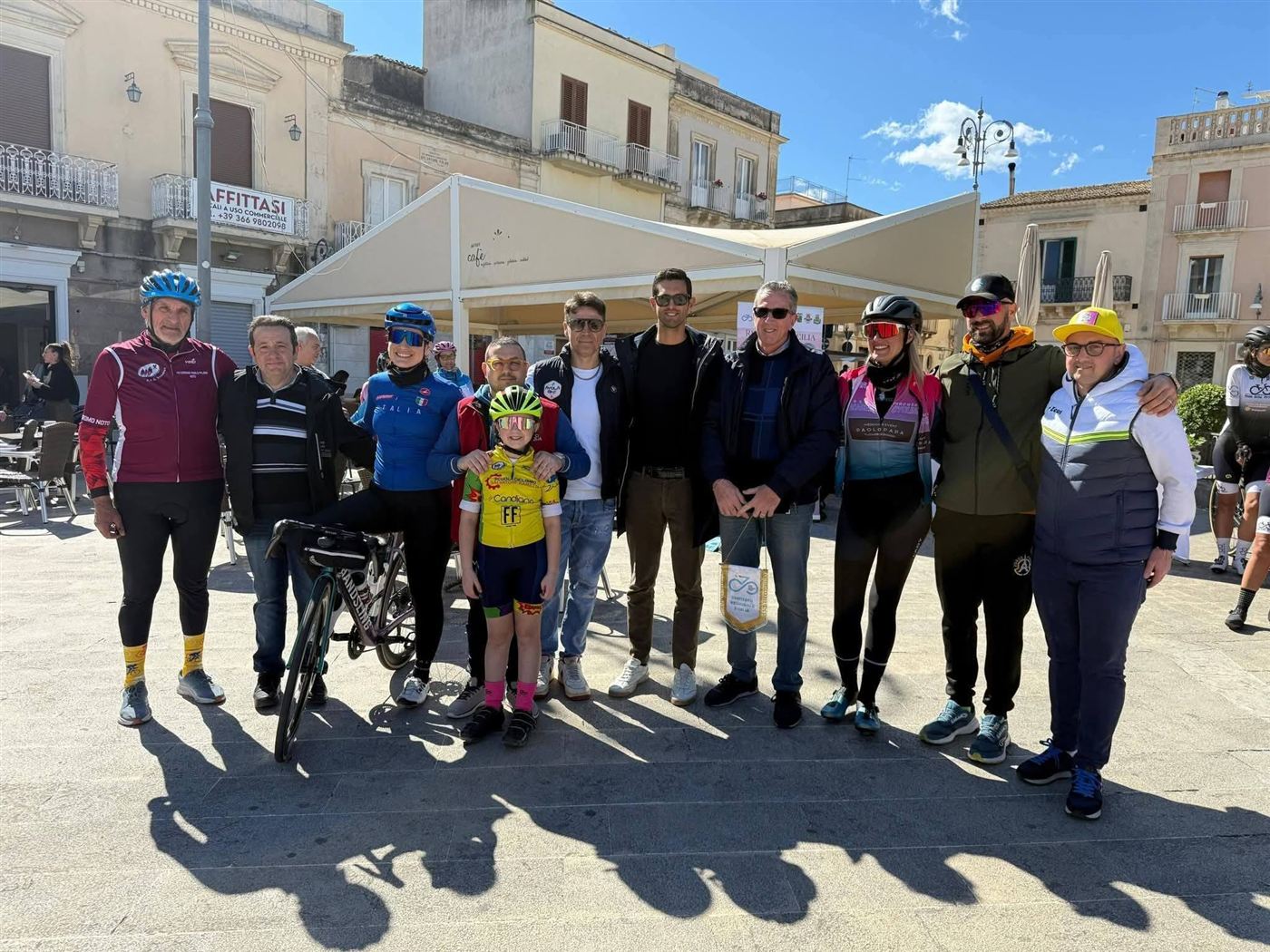 Incontro della rete in piazza a Noto